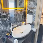 Tikir House Apartahotel 4*