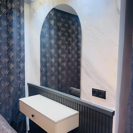 Hotel de apartamente Tikir House