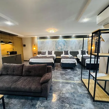 Tikir House Aparthotel