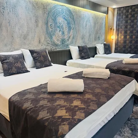 Tikir House 4*