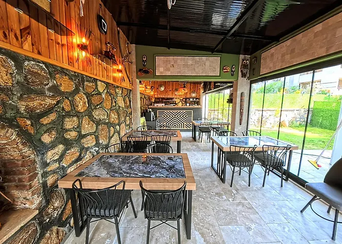 Tikir House Aparthotel