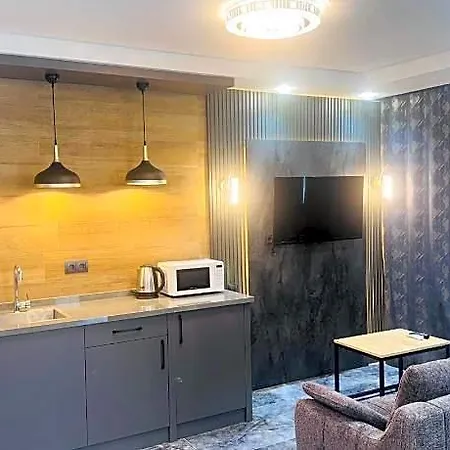Tikir House 4*