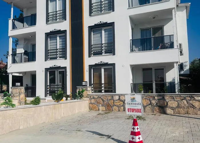 Lejlighedshotel Tikir House